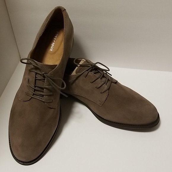 NWB Easy Spirit Tie-up Nubuck LOAFERS - Picture 1 of 6